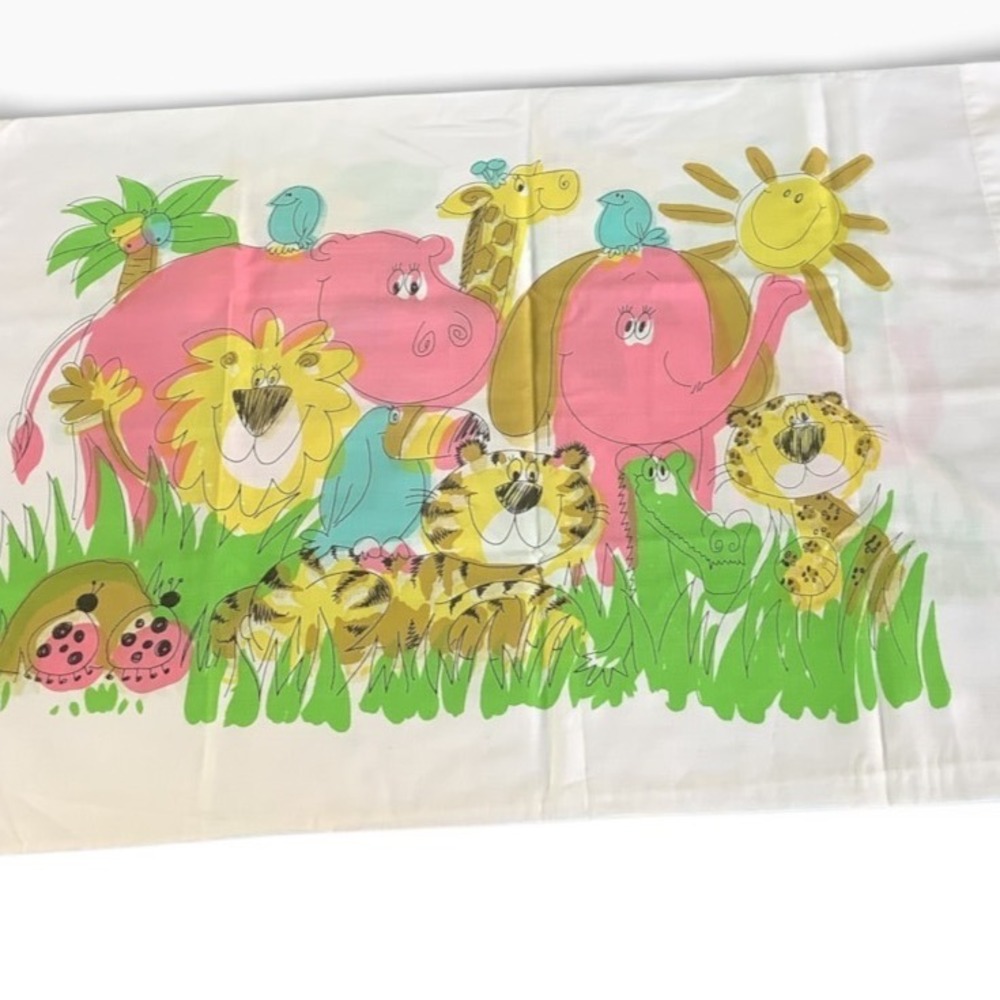 Vintage Springmaid Marvelaire Jungle Animal Pillowcase Pink Hippo Lion Tiger Sun - Picture 3 of 6
